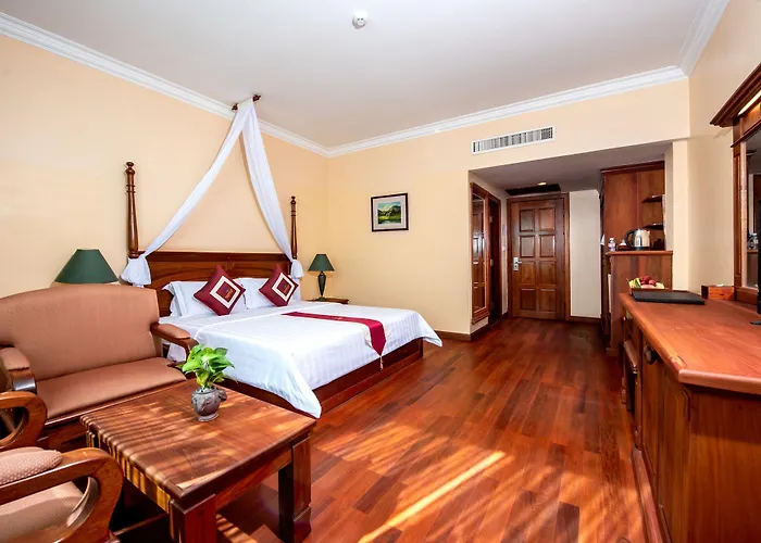 Pacific Premier & Hotel