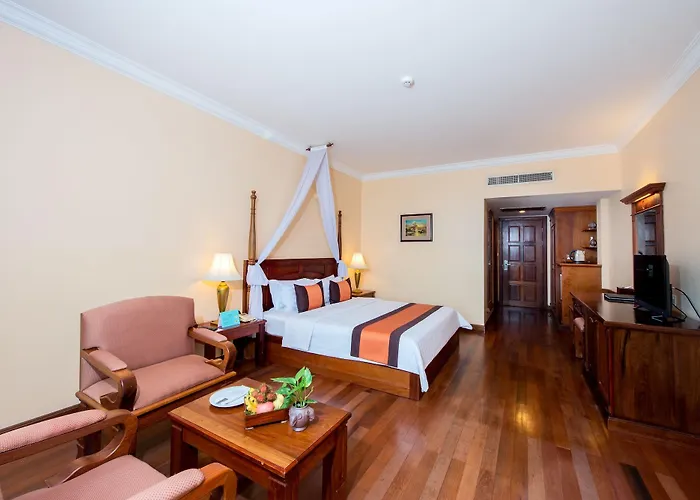 Pacific Premier & 5* Siem Reap
