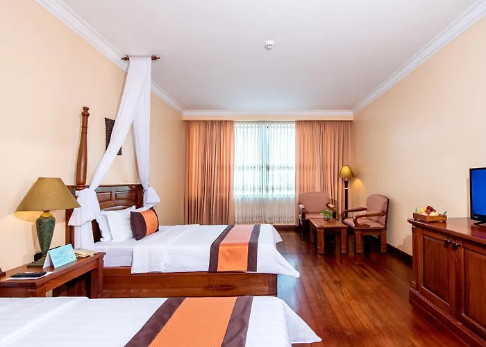 Hotel Pacific Premier &