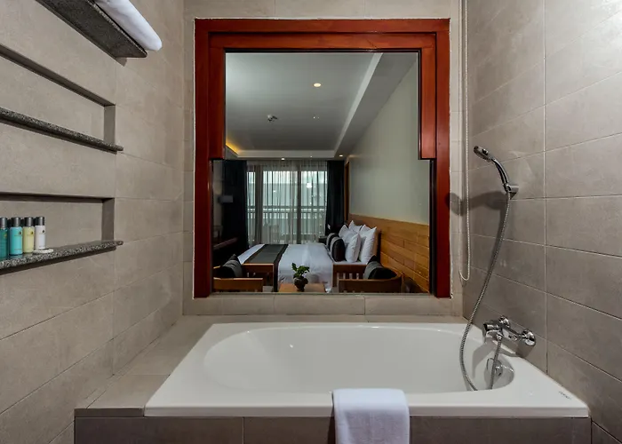 Hotel Pacific Premier & 5*