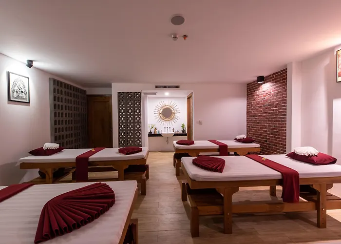 Pacific Premier & Hotel 5*