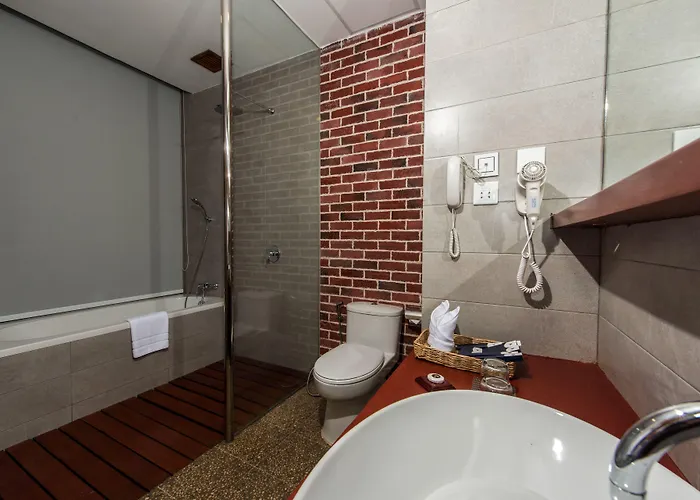 Pacific Premier & Hotel Siem Reap